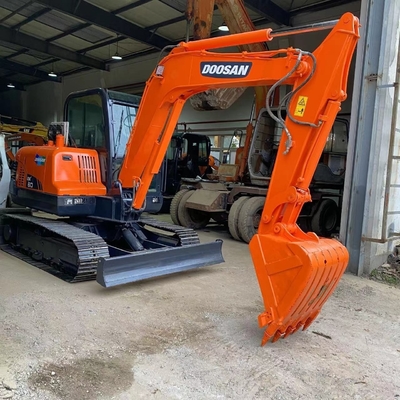 Doosan DX60 中古掘削機 日本 0.1m3 容量の原装塗料掘削機