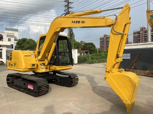 中古のコマツー PC70 掘削機 容量は0.38m3