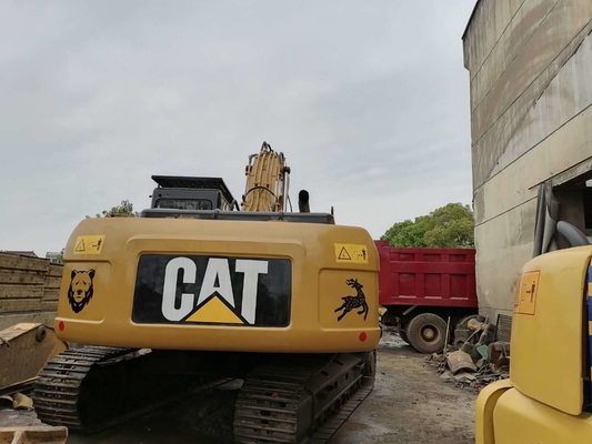 30000 KG Cat 330d クローラー 掘削機 元の日本エンジンで良好な状態