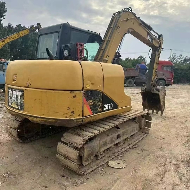 日本製の古き重用機器 Cat307D クローラー掘削機